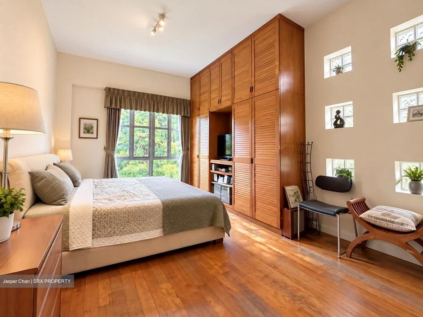 Landbay Condominium (D16), Condominium #614926801